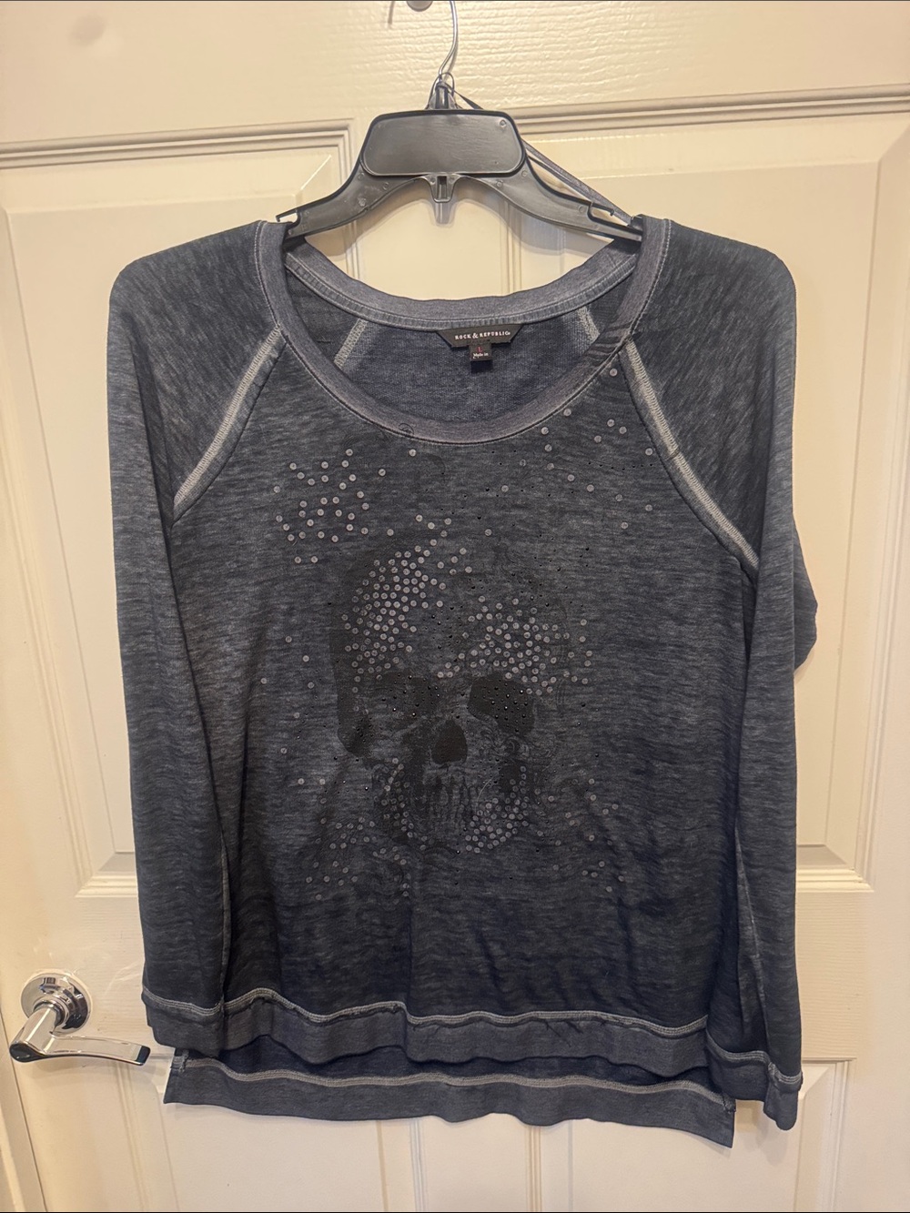 Rock & Republic Blue Heather Skull Sweatshirt